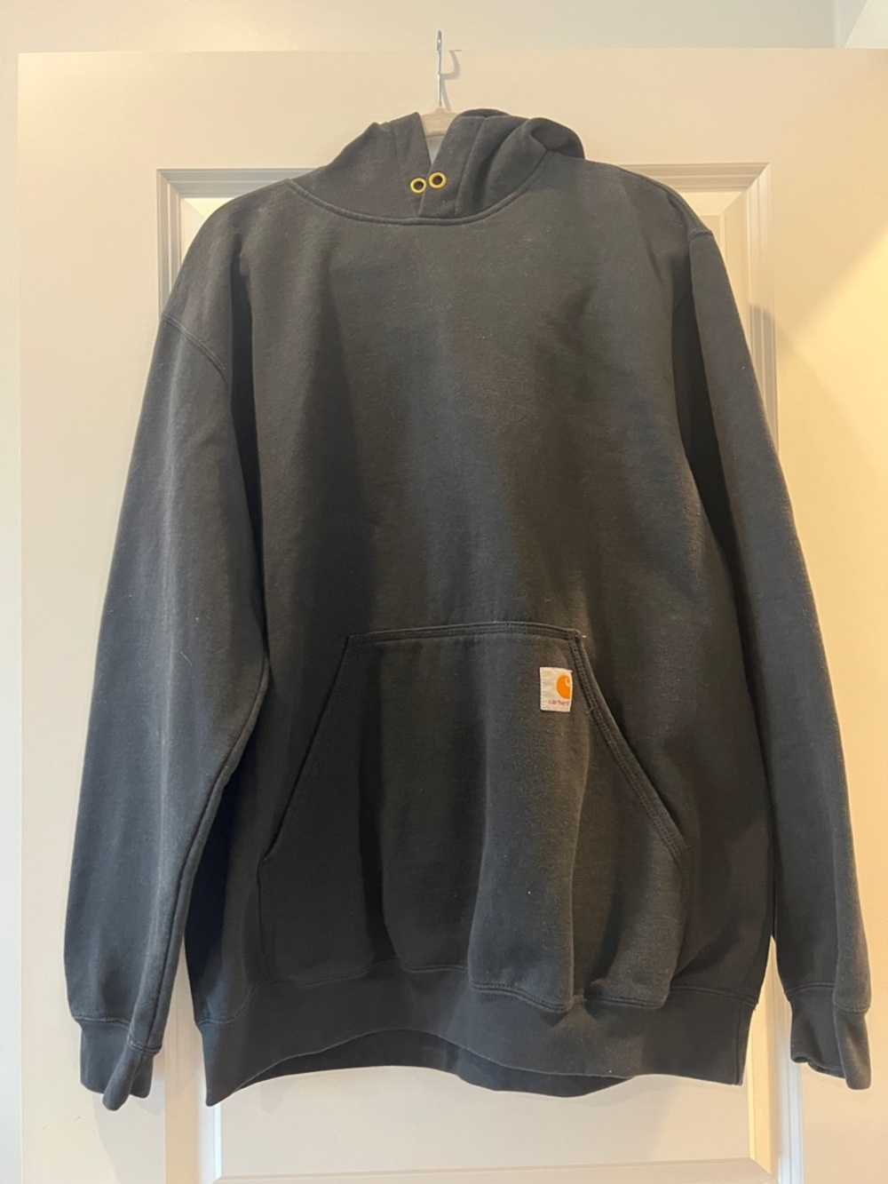Carhartt Black Pullover Hoodie with Front Pocket and Logo Patch